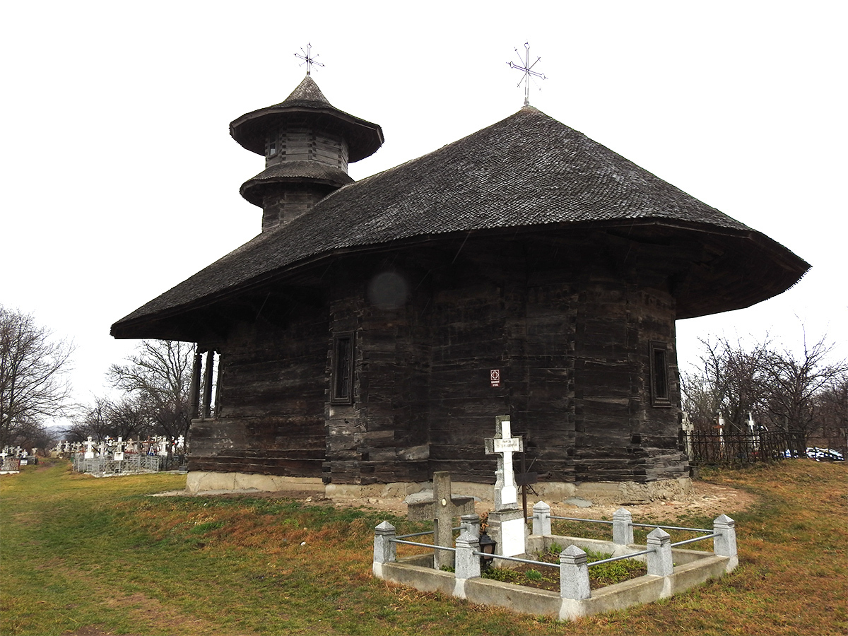 Biserica de lemn ”Sf. Nicolae” (sec. XVII), comuna Străoane